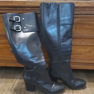 ANTONIO MELANI Black Heeled Boots with Buckle Detail